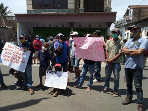Tiduri Istri Orang, Kades di Malang Dipolisikan