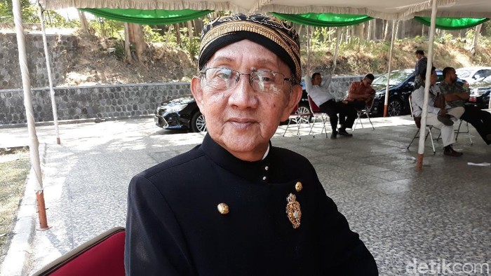 Ki Manteb Sudarsono. Ki Manteb Sudarsono.