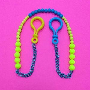 8 Rekomendasi Konektor Masker Hijab yang Dijual Online Shop 8 Rekomendasi Konektor Masker Hijab yang Dijual Online Shop