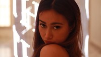 Ratu Felisha terlihat percaya diri dengan tubuhnya. (Foto: dok. Instagram @allaboutfelisha)