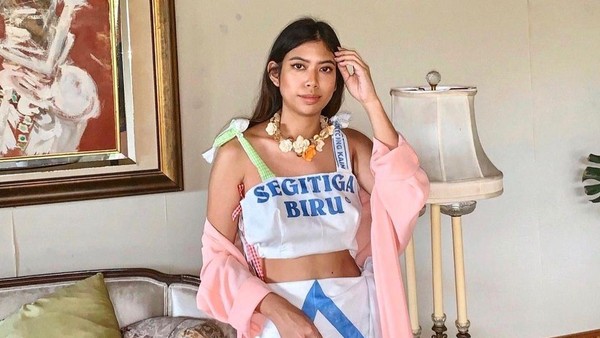 8 Gaya Selebgram Viral karena Pakai Celana Indomie hingga Tas Karung Terigu