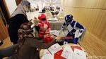 Saat Power Rangers Kunjungi Kantor OJK di Solo