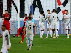 Rekor! Sensasi Bayern Munich Bikin 4 Gol dalam 15 Menit
