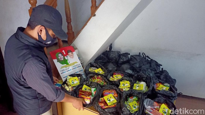 Sembako stiker Nia-Usman ternyata dikirim komunitas mobil offroad