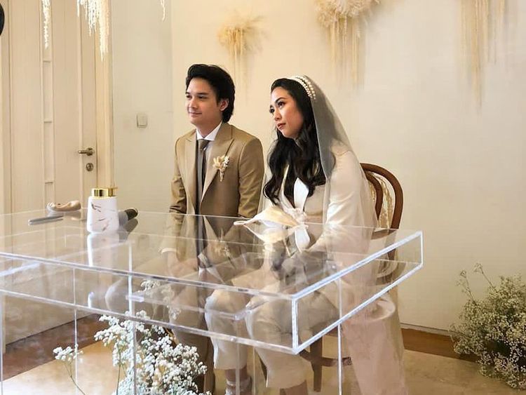 Foto: Sherina dan 7 Artis yang Pakai Celana Saat Menikah, Anti Mainstream