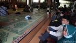 Suasana di Rumah Duka Dalang Ki Seno Nugroho