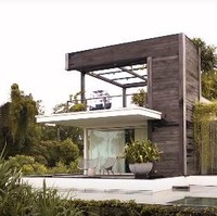 Tak asal pilih, Nikita dan Indra memutuskan untuk tinggal di sebuah villa yang cukup besar dan mewah selama di Bali. Villa tersebut dipilih Nikita karena menurutnya memiliki protokol kesehatan yang tinggi. Foto: YouTube/Nikita Willy Official