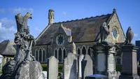 London punya daya tarik wisata baru yaitu wista kekuburan kuno bernama Willesden Jewish Cemetery. Kuburan ini berada di kawasan yang tenang bagian barat laut kota London. 