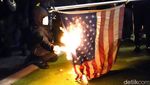 Foto Massa Bakar Bendera Amerika