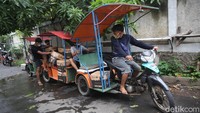 Meskipun begitu, pemerintah terus mempercepat realisasi program bantuan sosial (bansos) sembako Jabodetabek dan bansos tunai non Jabodetabek. 