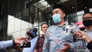 Boyamin Saiman Janjikan SGD 100 Ribu untuk Informasi Harun Masiku