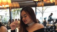 Sempat tinggal di Australia, Shafa sering menghabiskan waktunya untuk makan bareng dengan kakak-kakaknya di sana. Foto: Instagram @shafaharris
