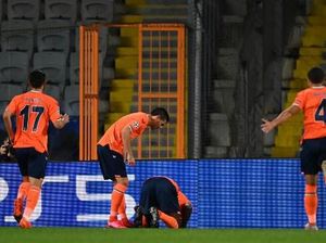 Postingan Menohok Istanbul Basaksehir buat MU dan Liverpool