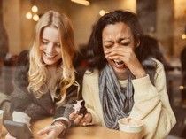 30++ Pantun Jenaka Lucu buat Teman Tertawa Ngakak, Ada 2 dan 4 Baris