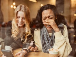 Kadang Kita Tertawa Saat Takut, Ternyata Ada Penjelasan Ilmiahnya