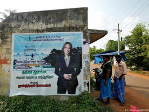Cawapres Kamala Harris Inspirasi Wanita Desa Kelahiran Leluhurnya di India