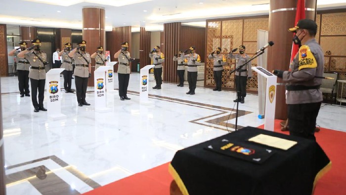 mutasi polda jatim