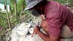 Nganggur Imbas Corona, Warga Sukabumi Ini Bikin Cobek Bernilai Seni