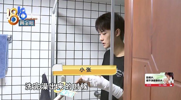 Pria Viral Setelah Protes Jendela Kamar Mandi