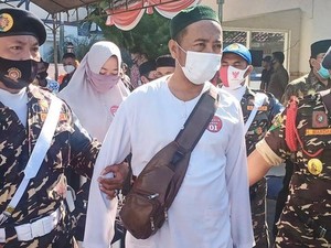 Pengungsi Syiah Sampang Dibaiat Jadi Suni di Tengah Keinginan Pulang Kampung