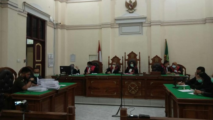 Sidang tuntutan eks pejabat Bank Sumut (Datuk Haris-detikcom)