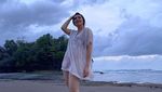 Tessa Kaunang Pamer Foto Menantang, Tetap Seksi di Usia 44 Tahun