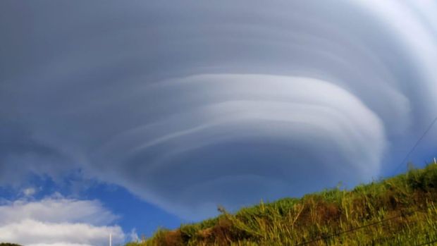 Topi awan di puncak Lawu, 5/11/2020
