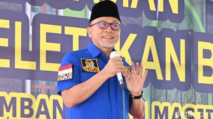 Wakil Ketua MPR Zulkifli Hasan saat mengisi acara di Kebumen, Jawa Tengah, Kamis (5/11/2020).