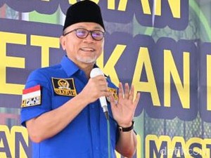 Ketum PAN Zulhas Minta Kader PAN Bergerak Bantu Korban Terdampak Bencana Alam