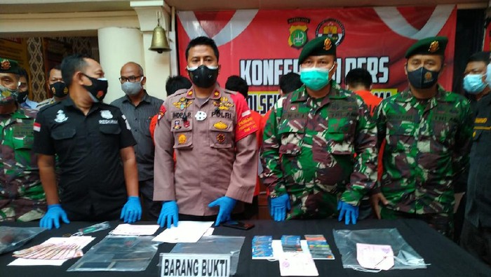 5 Pelaku pembobolan mesin ATM di Komleks Kostrad ditangkap