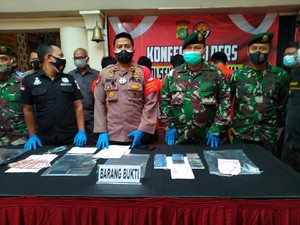 Ketahuan Bobol ATM di Kompleks Kostrad Jaksel, 5 Pria Ditangkap!