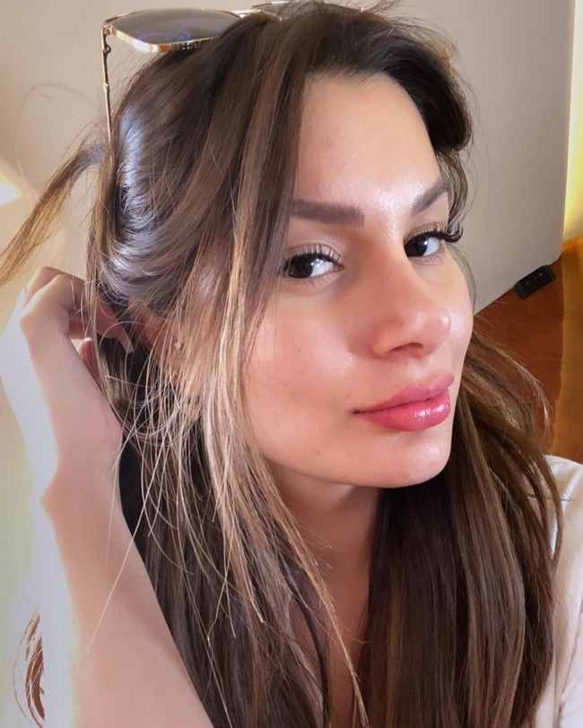 Adriana yang berasal dari Sonora melakukan penerbangan ke Guadalajara Minggu (1/11/2020). Setibanya di sana, Adriana menghilang. Begitu menurut penuturan keluarga.  Foto: dok. Instagram @adrianamurriet