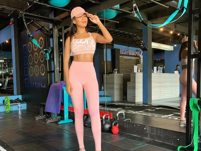 Alyssa Spischak, anak ustaz Derry Sulaiman yang menghebohkan warganet