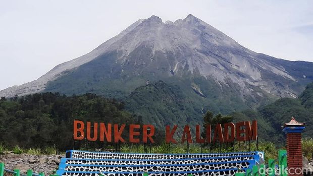 BPPTKG menaikkan status Gunung Merapi dari level waspada menjadi siaga. Warga diminta waspada dengan peningkatan aktivitas vulkanik Gunung Merapi.