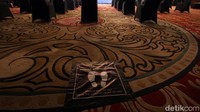 Protokol kesehatan pun diterapkan dengan ketat di area lokasi debat guna mencegah penyebaran virus Corona.