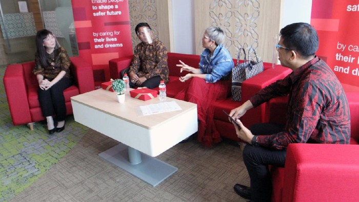 Cairkan Dana Rp 2,6 M untuk Nasabah Sakit Kritis Guna memberikan kepercayaan, rasa aman dan nyaman terhadap nasabahnya, Asuransi Jiwa Generali Indonesia cairkan Rp 2,6 Miliar pada nasabahnya.