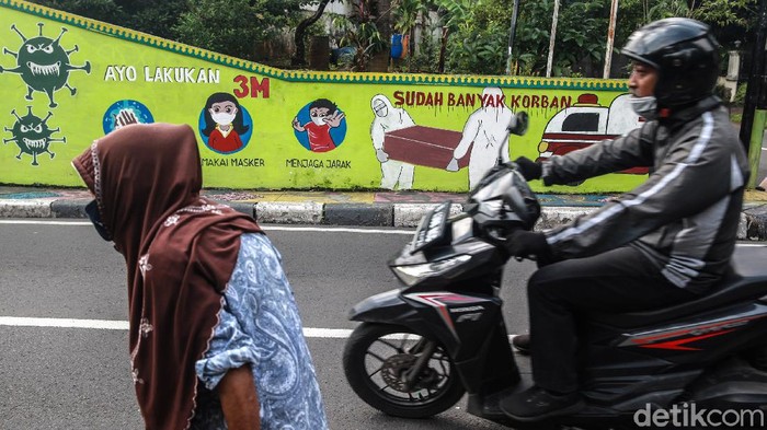 Sebulan PSBB Transisi, Ini Perkembangan Kasus COVID-19 DKI Hari ke Hari