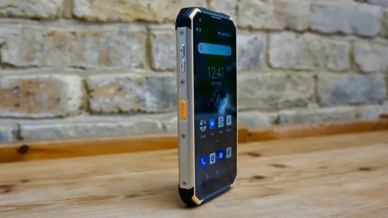 Doogee S90