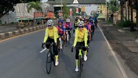 Bukan dari atlet sepeda, tetapi enam wanita dari Women Cycling Community (WCC Bali) bersepeda sepanjang 1.000 km dari Jakarta menuju Bali. (WCC)