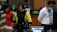 Hari ini ada sejumlah saksi yang diperiksa dalam sidang tersebut.