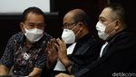 Foto Djoko Tjandra-Brigjen Prasetijo Hadiri Sidang Surat Jalan Palsu