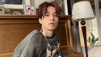 Kini drama Lee Dong Wook bareng Yoo In Na yang berjudul Touch Your Heart sedang tayang di Trans TV. (Foto: dok. Instagram @leedongwook_official)