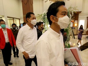 Ditanya Bagyo soal Kontribusi buat Solo, Gibran Jawab Begini
