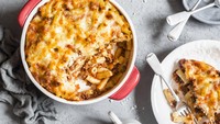 Menu pasta ala Belanda, macaroni schotel daging cincang ini ,erupakan menu klasik yang disukai sepanjang masa. Bumbu dan racikan sausnya bisa kamu lihat di resep ini. Foto: iStock