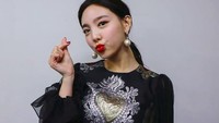 Twice kini tengah bersaing dengan idol group lainnya dalam ajang MAMA 2020. Mereka memperebutkan gelar ’Best Female Group’ dengan saingan Red Velvet hingga Blackpink.  Foto: Instagram twicenayeon