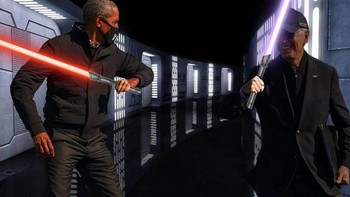 Tarung memakai pedang lightsaber. Foto: Imgur