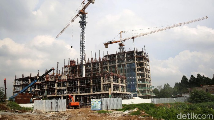 Pembangunan rumah susun sewa (Rusunawa) Ujung Menteng, Jakarta, terus dilakukan. Rusunawa ini diperuntukan bagi warga DKI Jakarta berpenghasilan rendah.