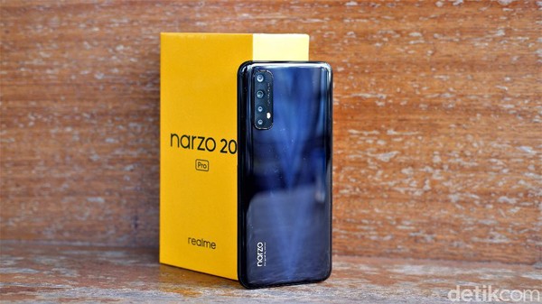 Unboxing Realme Narzo 20 Pro, HP Rp 3 Jutaan Diklaim Jago Ngegame