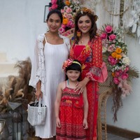 Sempat jadi sorotan karena digelar dengan meriah dan mewah, Ashanty menjelaskan bahwa perayaan ulang tahun memang sudah jadi tradisi di keluarganya. Foto: Instagram/@ashanty_ash, @aurelie.hermansyah