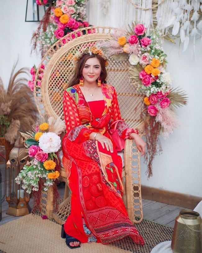 Ashanty genap berusia 36 tahun pada 4 November 2020. Ulang tahun dirayakan oleh keluarga dan teman-teman terdekatnya di Bali. Foto: Instagram/@ashanty_ash, @aurelie.hermansyah